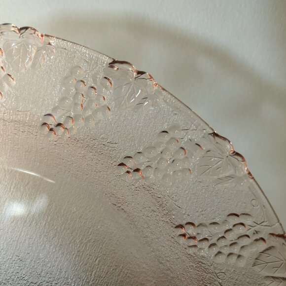 Vintage Pink Blush Pressed Glass Plate and Bowl with grape vines on the rim - Picture 4 of 9